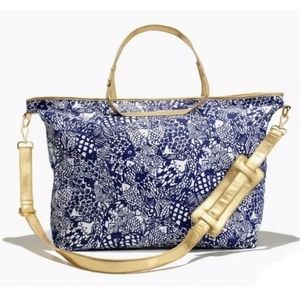 Lilly Pulitzer for Target Huge Weekender Luggage Bag Upstream Navy NWT RARE